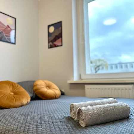 Mmrent Moonlight בית אירוח גדנסק